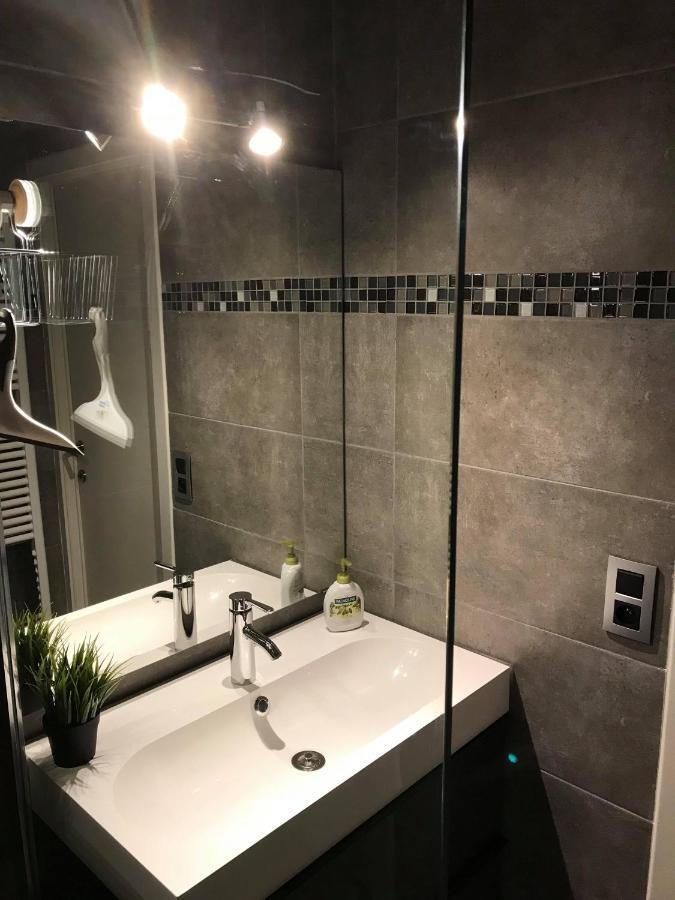 オステンドVakantiewoning Mayaアパートメント エクステリア 写真
